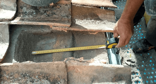 Diseño del nido para vencejo bajo teja segoviana en el palacio del Conde Alpuente rehabilitado en Segovia (imagen GREFA)
