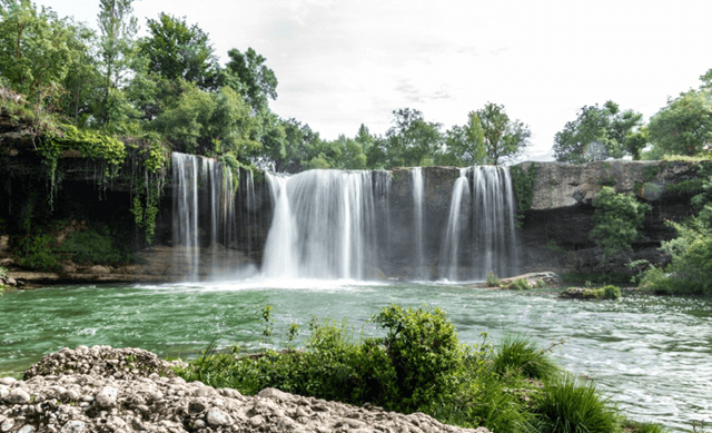 Cascada del Peñon, río Jerea, Pedrosa de Tobalina, Burgos (imagen Turismo Burgos)