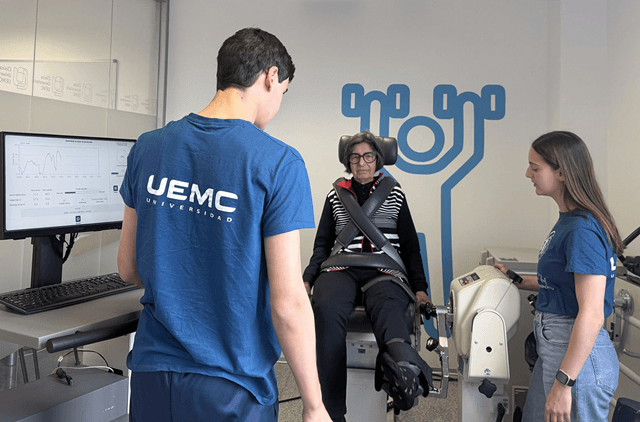 Equipo investigador de la UEMC de Valladolid sobre la aportación de dosis mínimas de ejercicios de fuerza para las mujeres con fibromialgia (imagen UEMC)