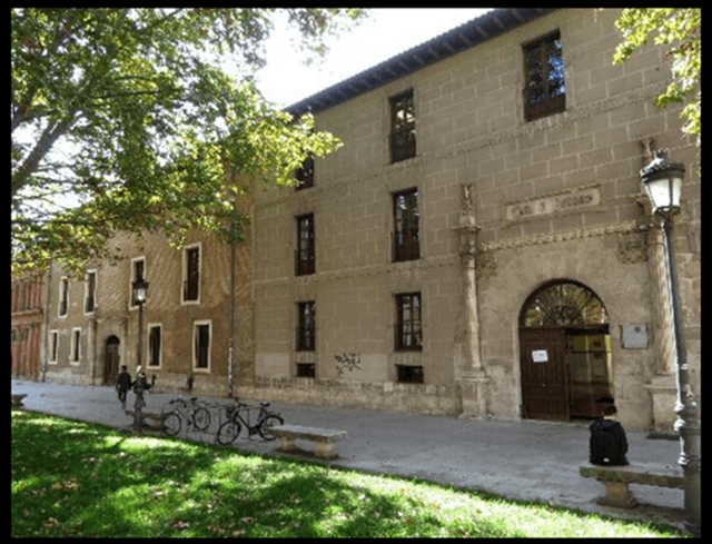 Casa del Estudiante, UVa, Calle Real de Burgos, Valladolid (Valladolid_web)