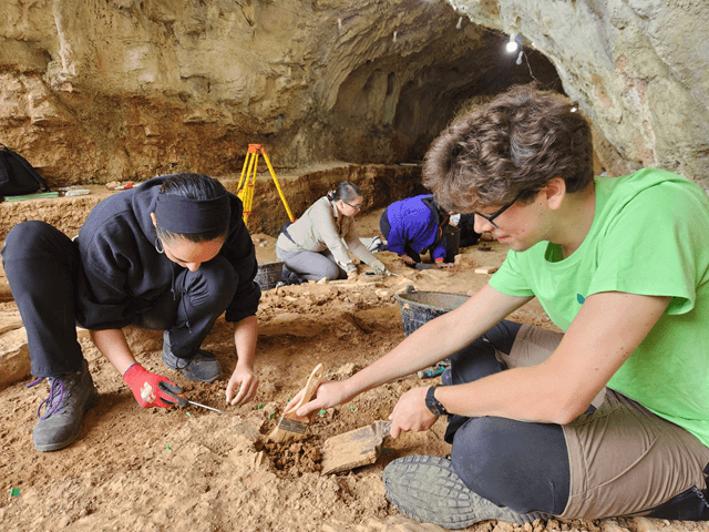 Excavaciones arqueológicas Prado Vargas, Cornejo, Merindad de Sotoscueva, UBU, Burgos (imagen UBU)