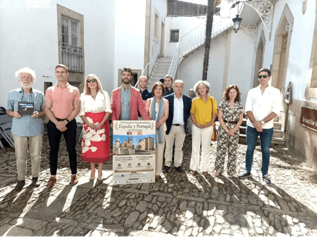 Participantes en la 2ª jornada en defensa del patrimonio, Lumbrales, La Raya, Salamanca (imagen espacio fronteira)
