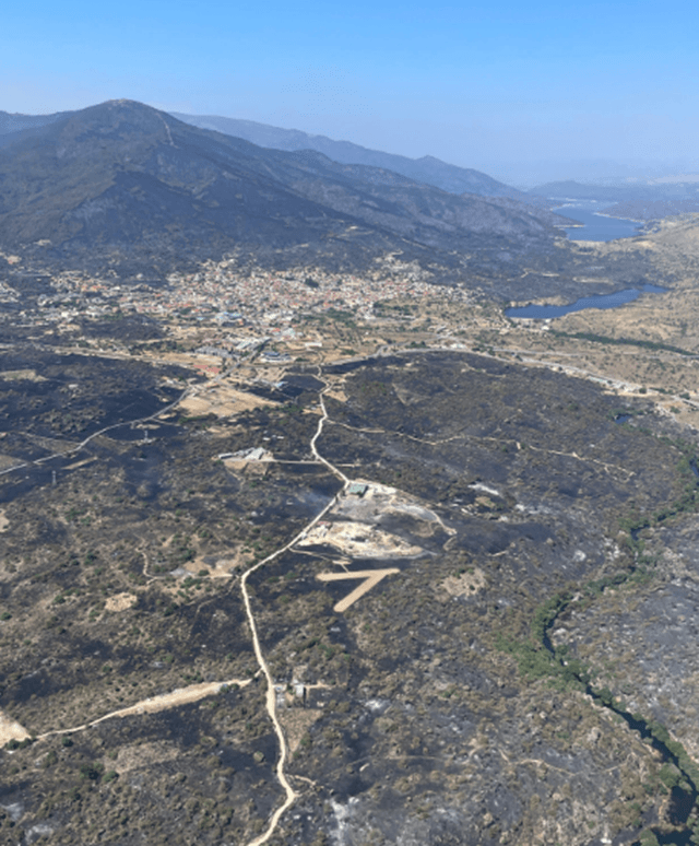 Vista aérea del Valle del Tiétar, incendio forestal verano 2026, Ávila (imagen bomberos forestales)