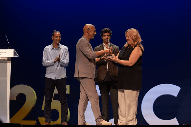 Entrega de la ciudad de Sevilla del Giraldillo al Certamen Internacional de Coreografía Burgos & Nueva York (imagen cicbny)