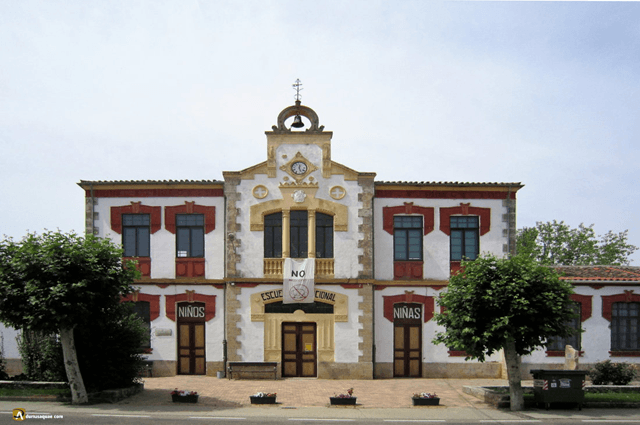 Escuelas de Pozoantiguo, ahora albergan «actividades diversas»