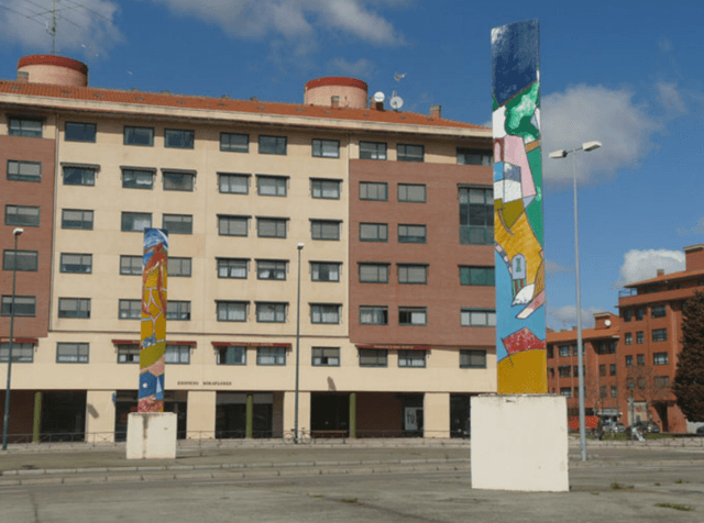 Final del Paseo de Zorrilla, Puertas de Valladolid, de Cristóbal Gabarrón, Valladolid (imagen blog monumentos de Valladolid, de Fernando Toribio)